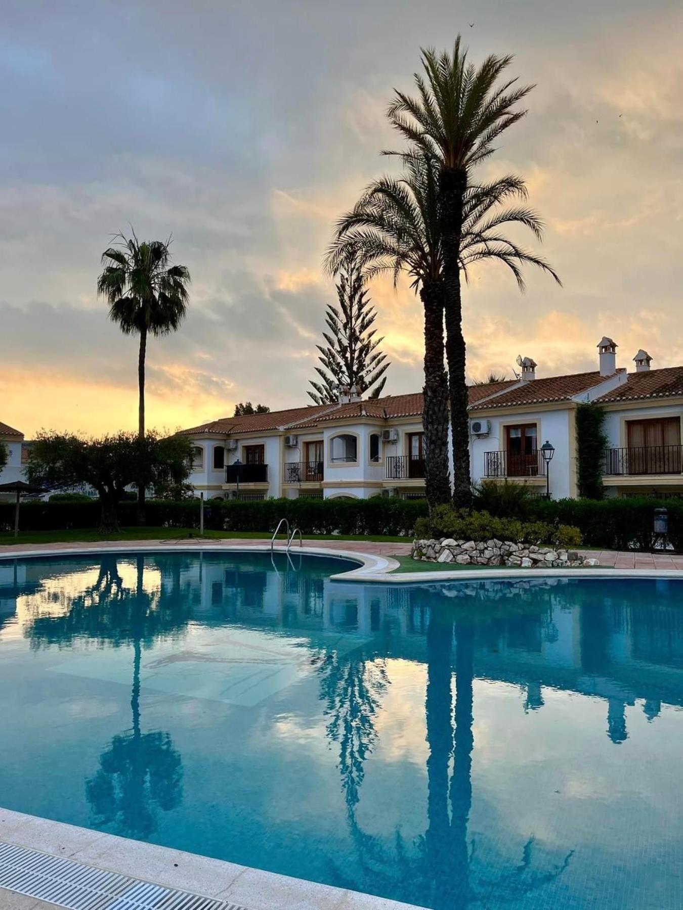 Apartamento Esquina Verde En Vera Coast Playas de Vera Exteriör bild